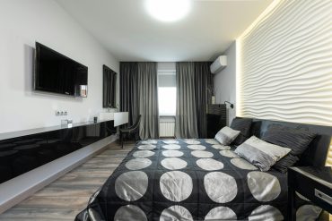 Black and white wall art in modern home decor